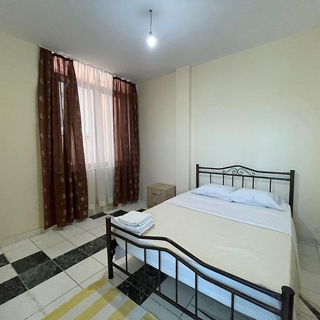 Bajovah Apartments & Restaurant Тирана Екстериор снимка