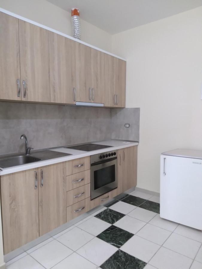 Bajovah Apartments & Restaurant Тирана Екстериор снимка