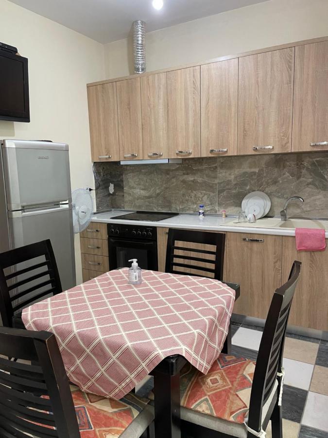 Bajovah Apartments & Restaurant Тирана Екстериор снимка