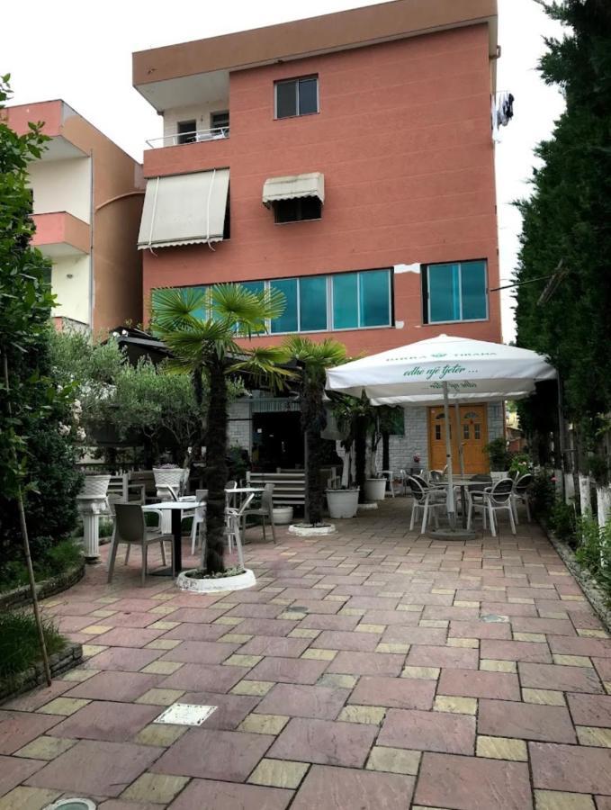 Bajovah Apartments & Restaurant Тирана Екстериор снимка