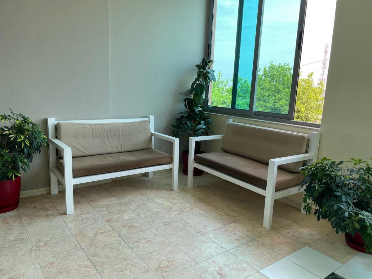 Bajovah Apartments & Restaurant Тирана Екстериор снимка