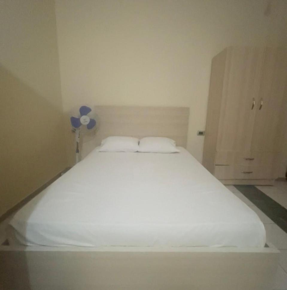 Bajovah Apartments & Restaurant Тирана Екстериор снимка