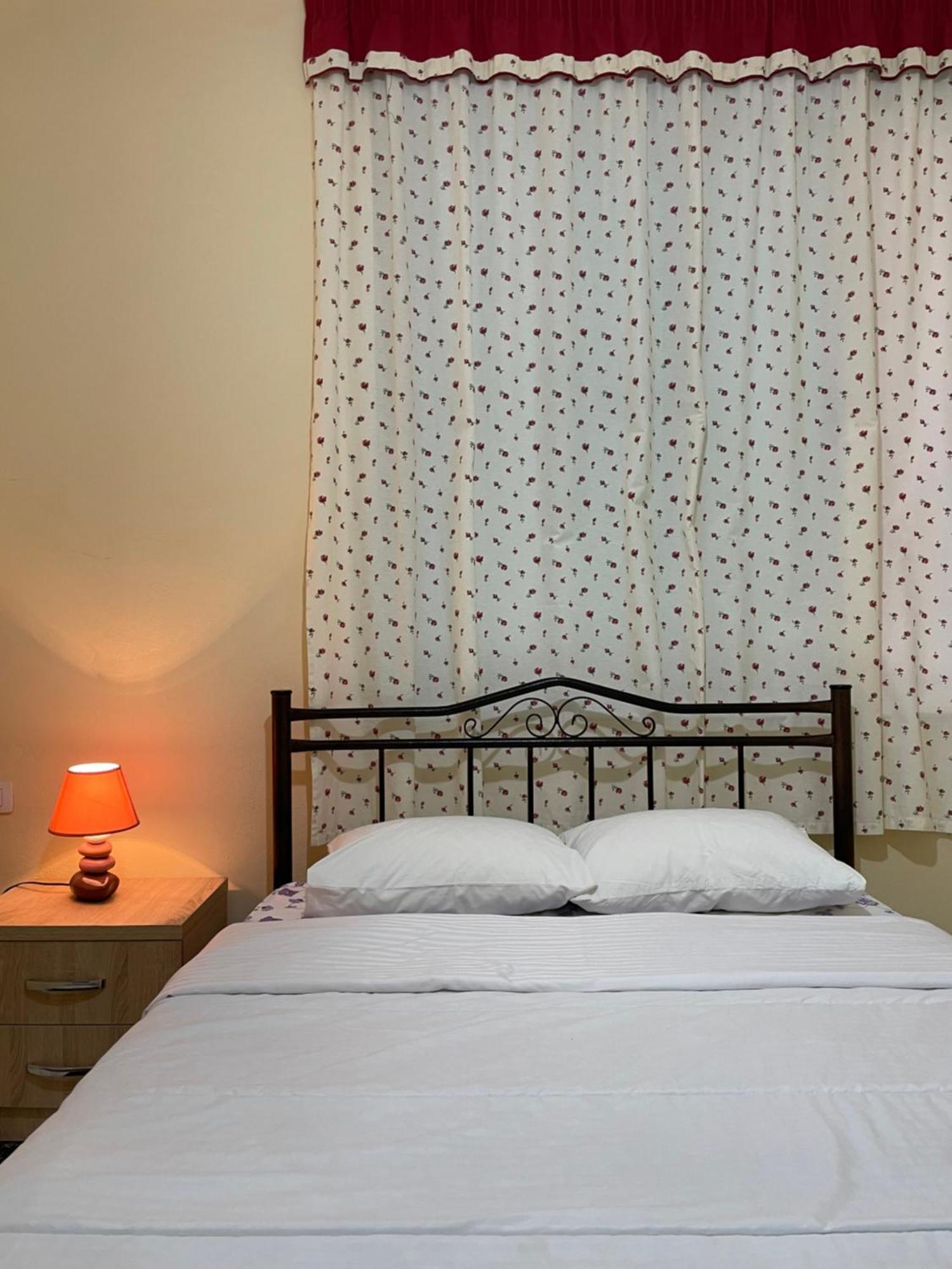 Bajovah Apartments & Restaurant Тирана Екстериор снимка