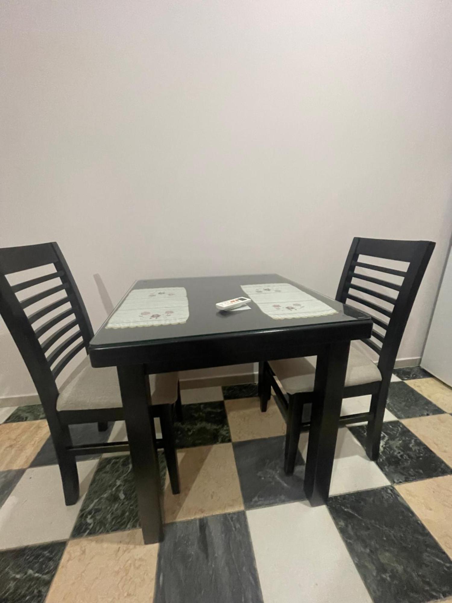 Bajovah Apartments & Restaurant Тирана Екстериор снимка